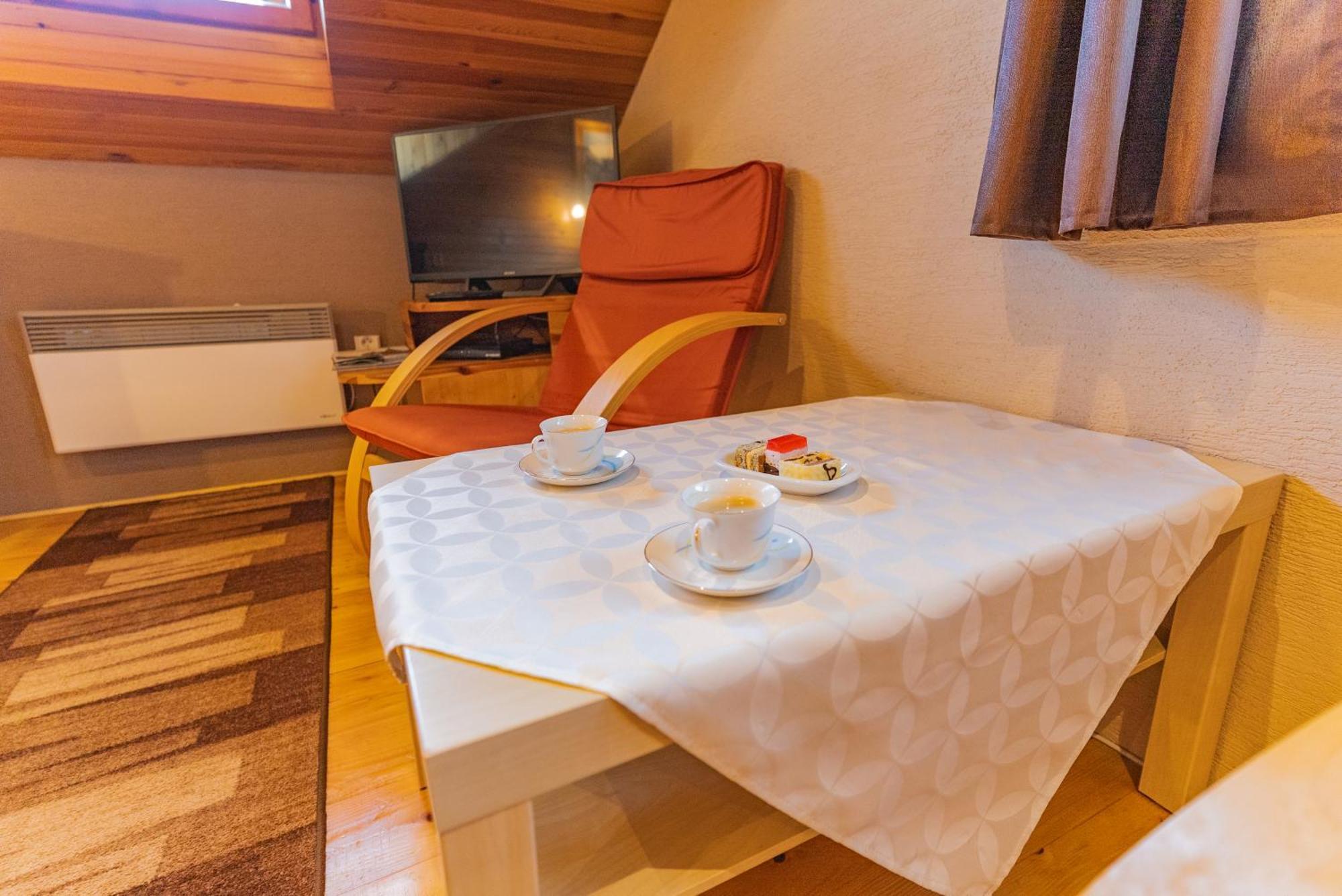 Privat Prima Hotell Liptovský Ján Rum bild