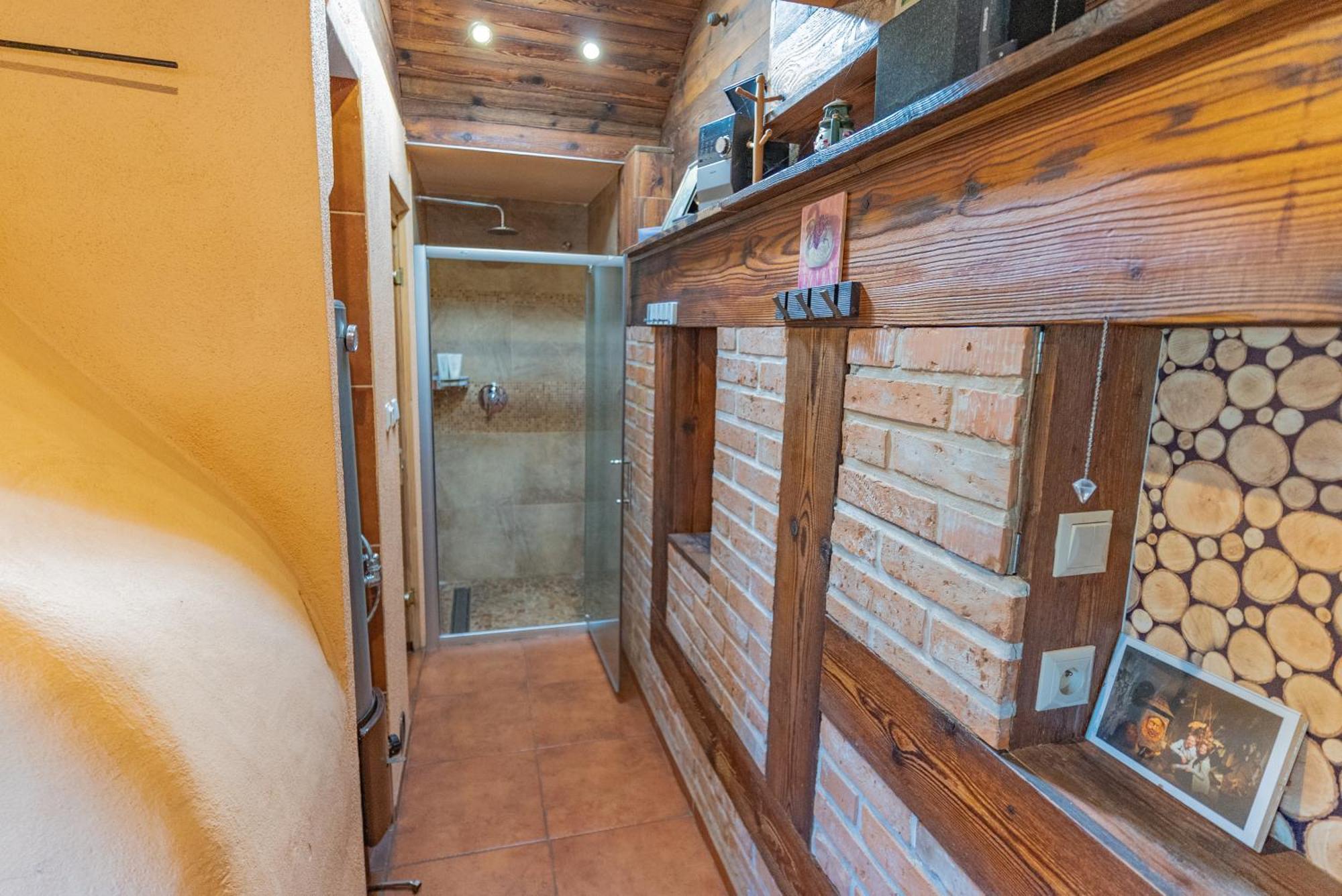 Privat Prima Hotell Liptovský Ján Exteriör bild