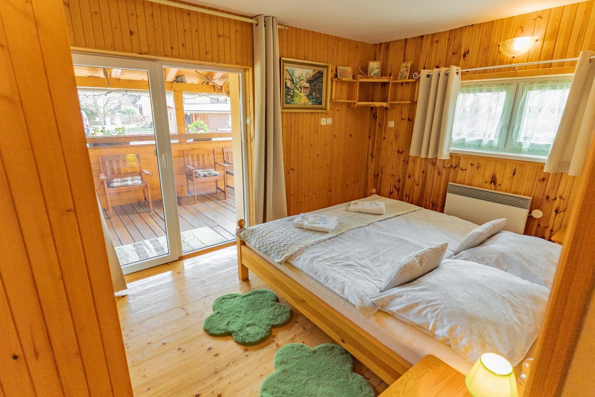 Privat Prima Hotell Liptovský Ján Exteriör bild